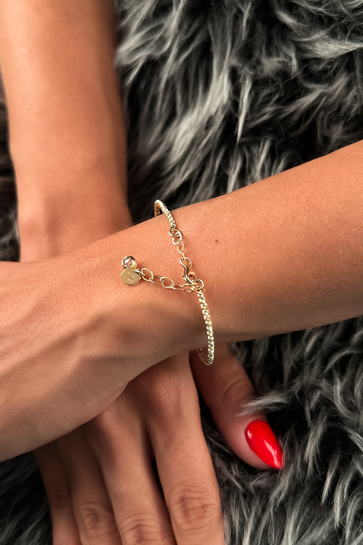 14 Ayar Altın Dorika Kelepçe - Fiyonk Kuyumculuk (1)