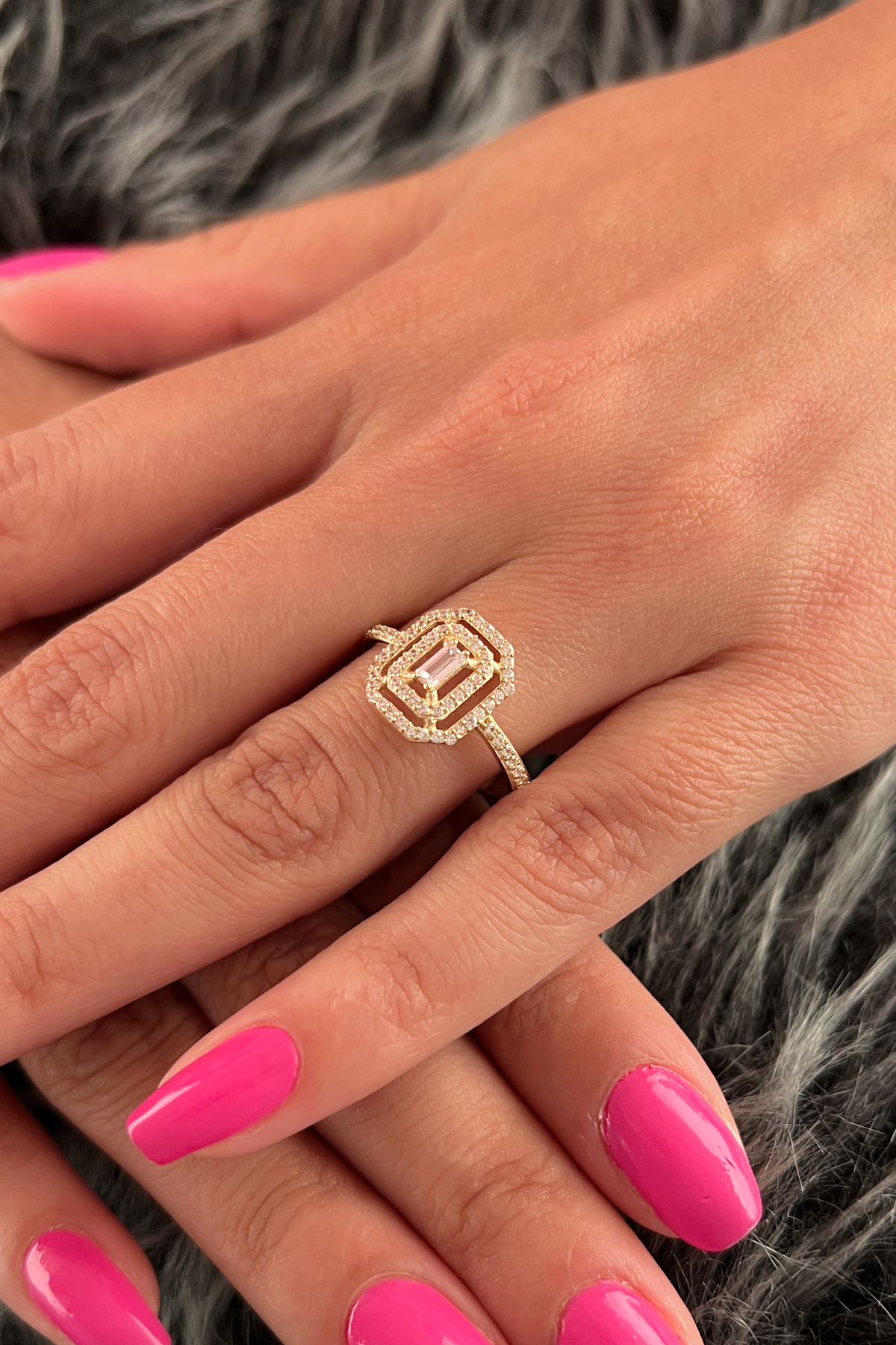 14 Ayar Altın Sarı Şerit Detaylı Baget Yüzük - Fiyonk Kuyumculuk (1)