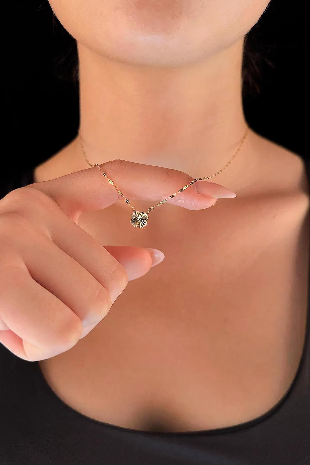 14 Ayar Altın Shine Yoncalı Aynalı Işıltılı Kolye - Fiyonk Kuyumculuk (1)