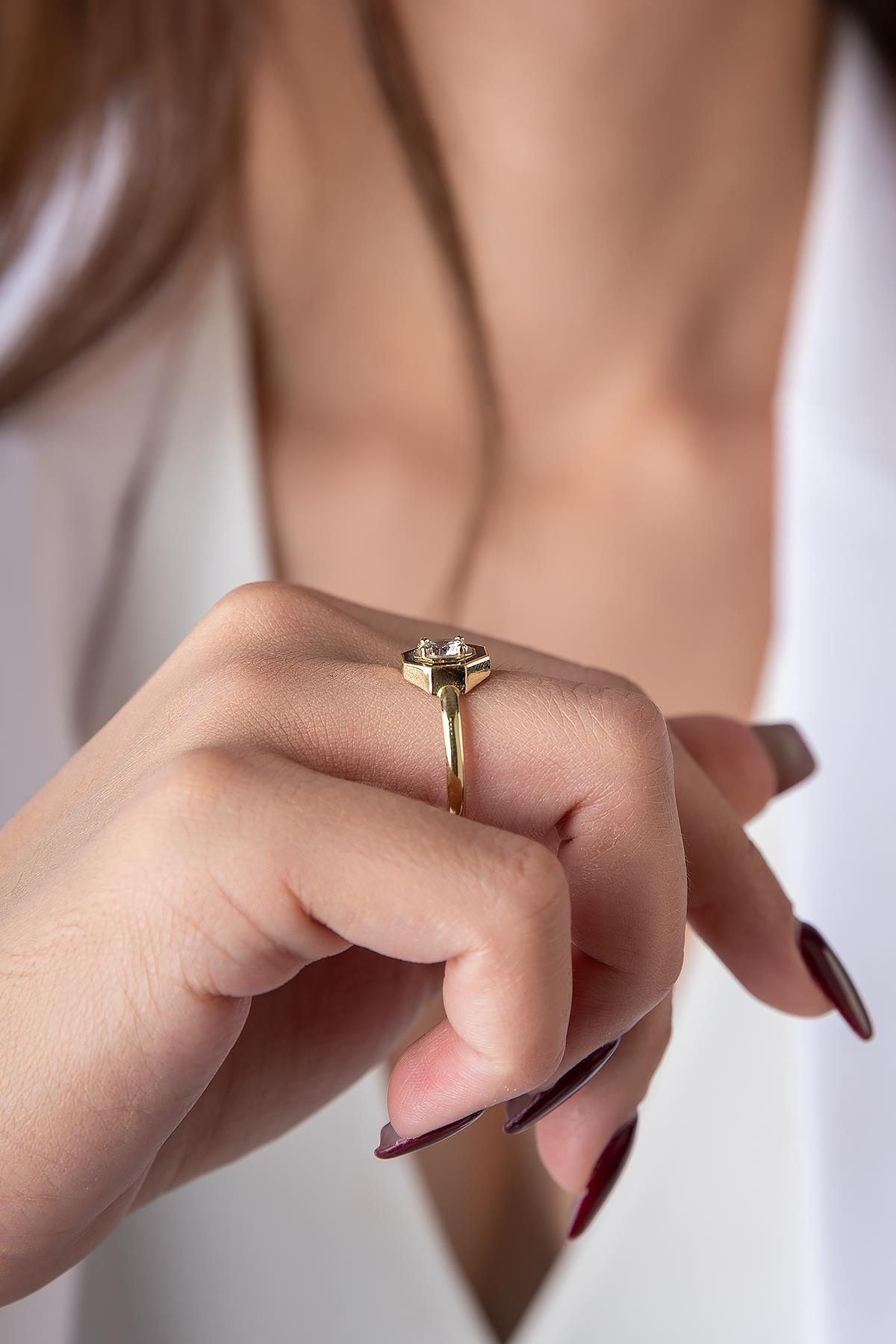 14 Ayar Altın Siyah Mineli Tektaş Yüzük - Fiyonk Kuyumculuk (1)