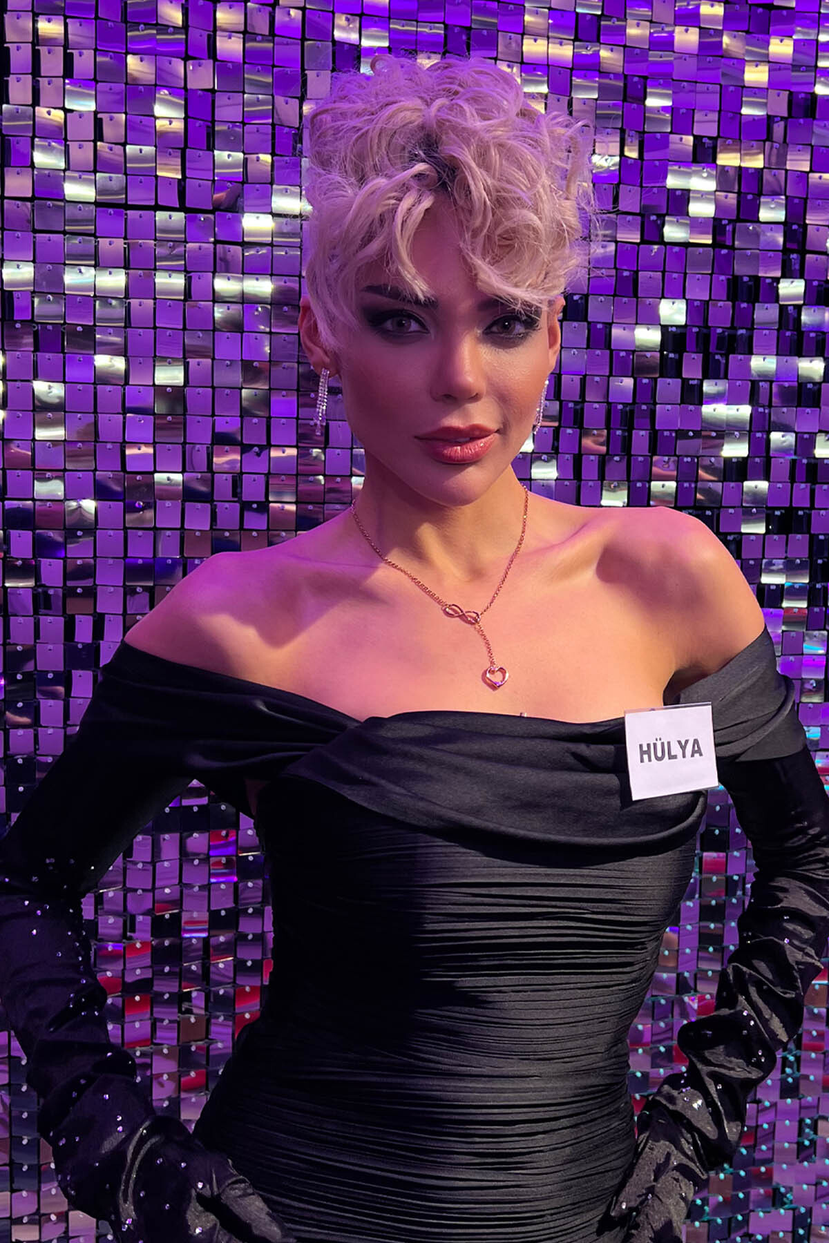 14 Ayar Altın Sonsuz Aşk Kolyesi (Doya Doya Moda 24. Hafta Ödülü) - Fiyonk Kuyumculuk