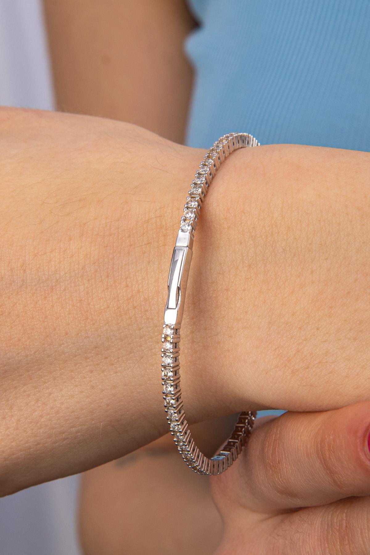 14 Ayar Altın Su Yolu Kelepçe - Fiyonk Kuyumculuk (1)