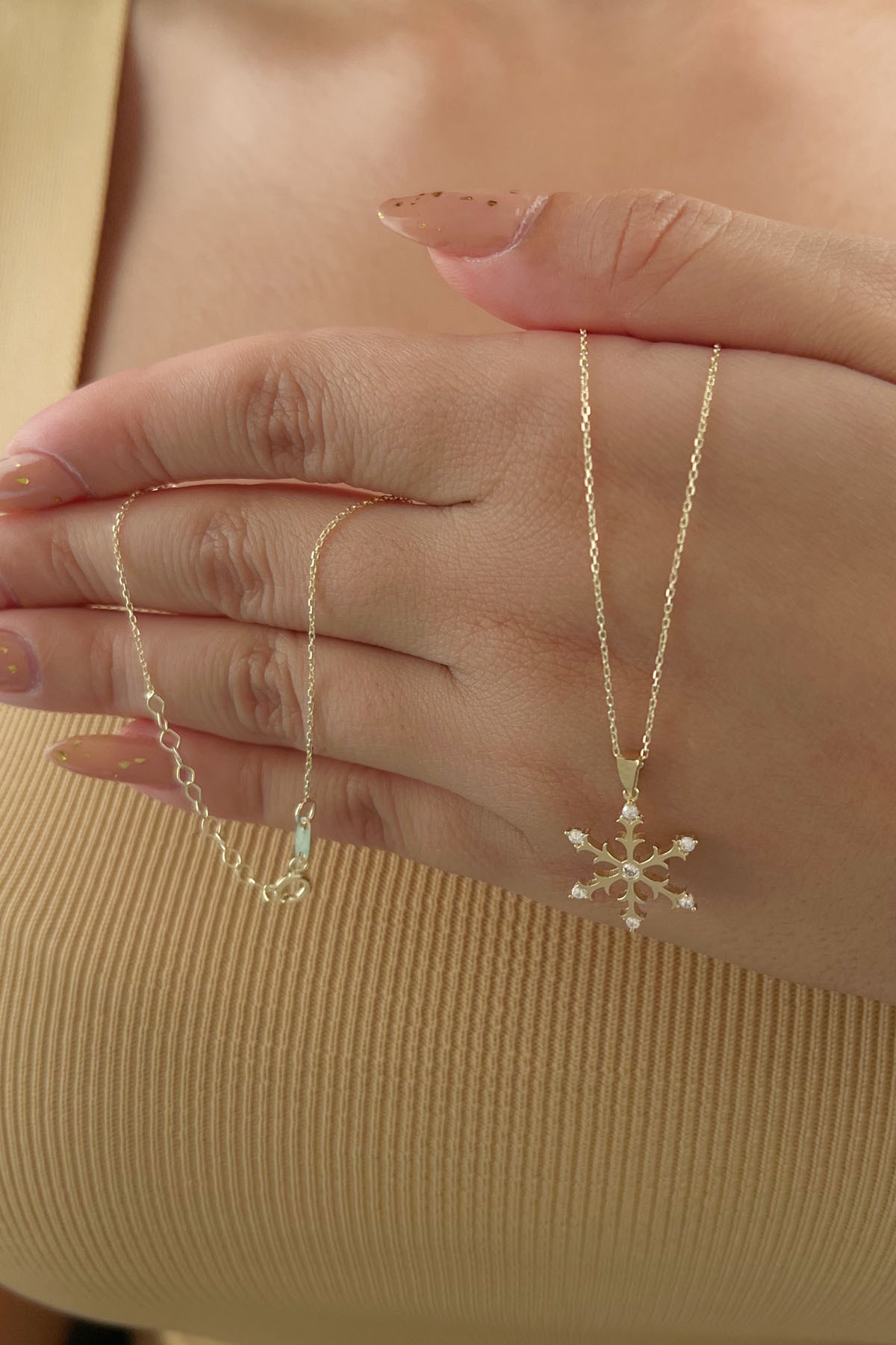 14 Ayar Altın Taş Detaylı Kar Tanesi Kolye - Fiyonk Kuyumculuk (1)