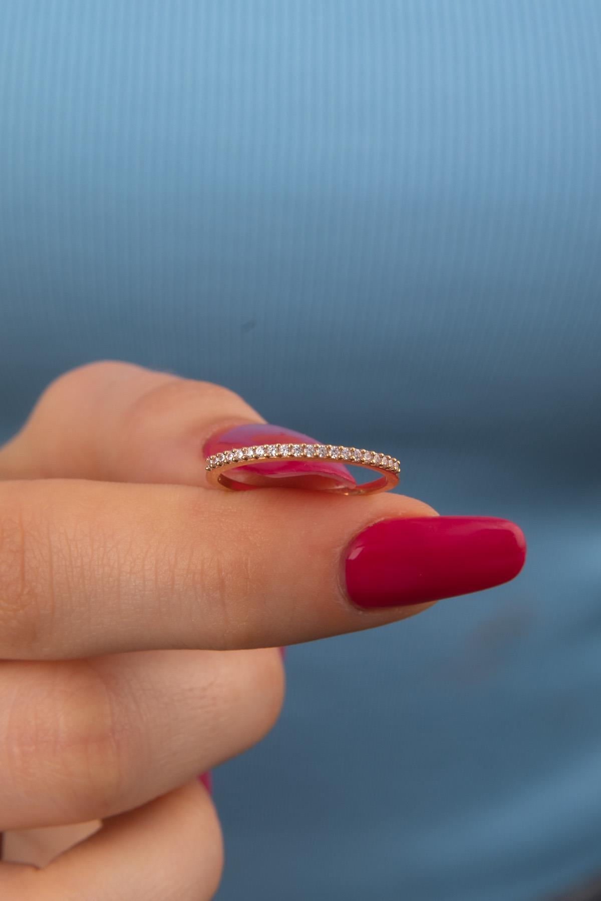 14 Ayar Altın Taş Sıralı Yüzük - Fiyonk Kuyumculuk (1)