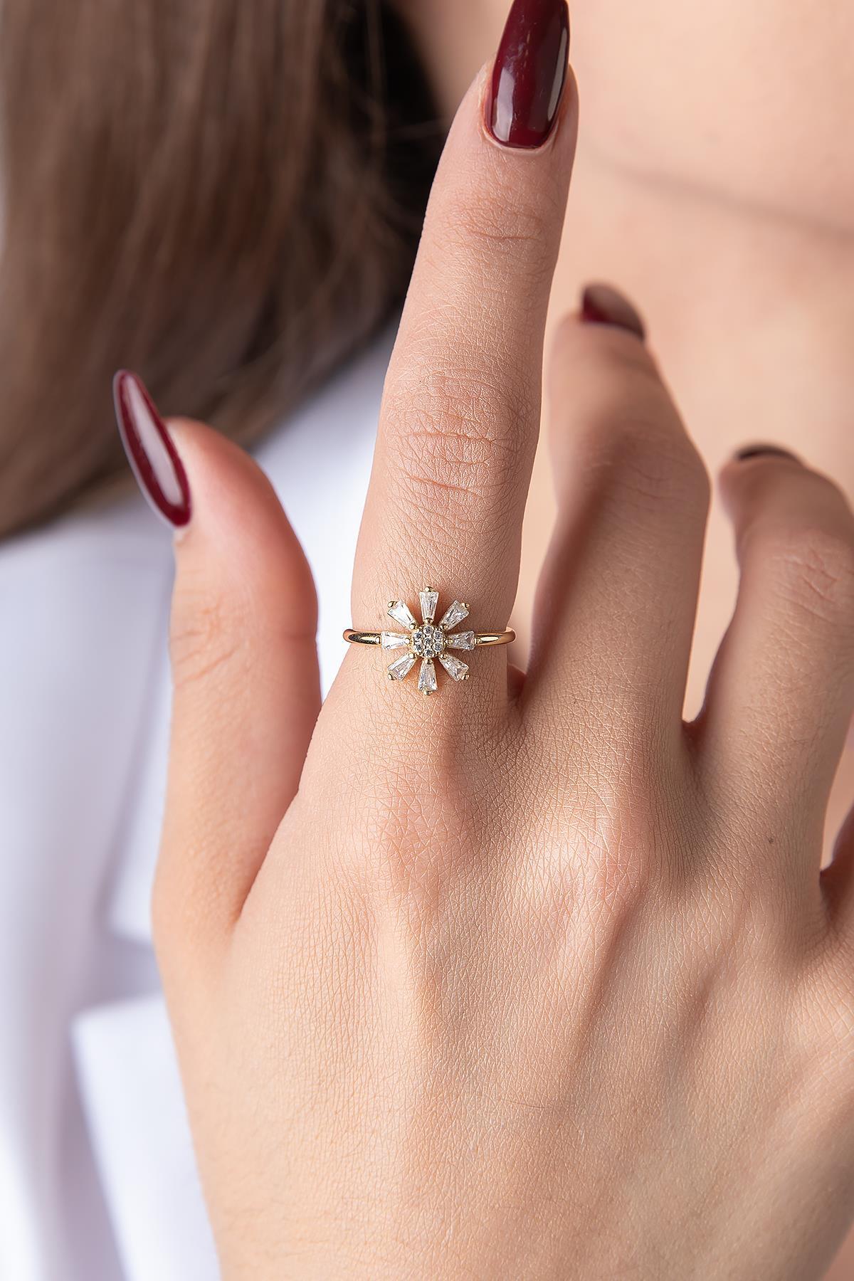 14 Ayar Altın Taşlı Çiçek Yüzük - Fiyonk Kuyumculuk (1)