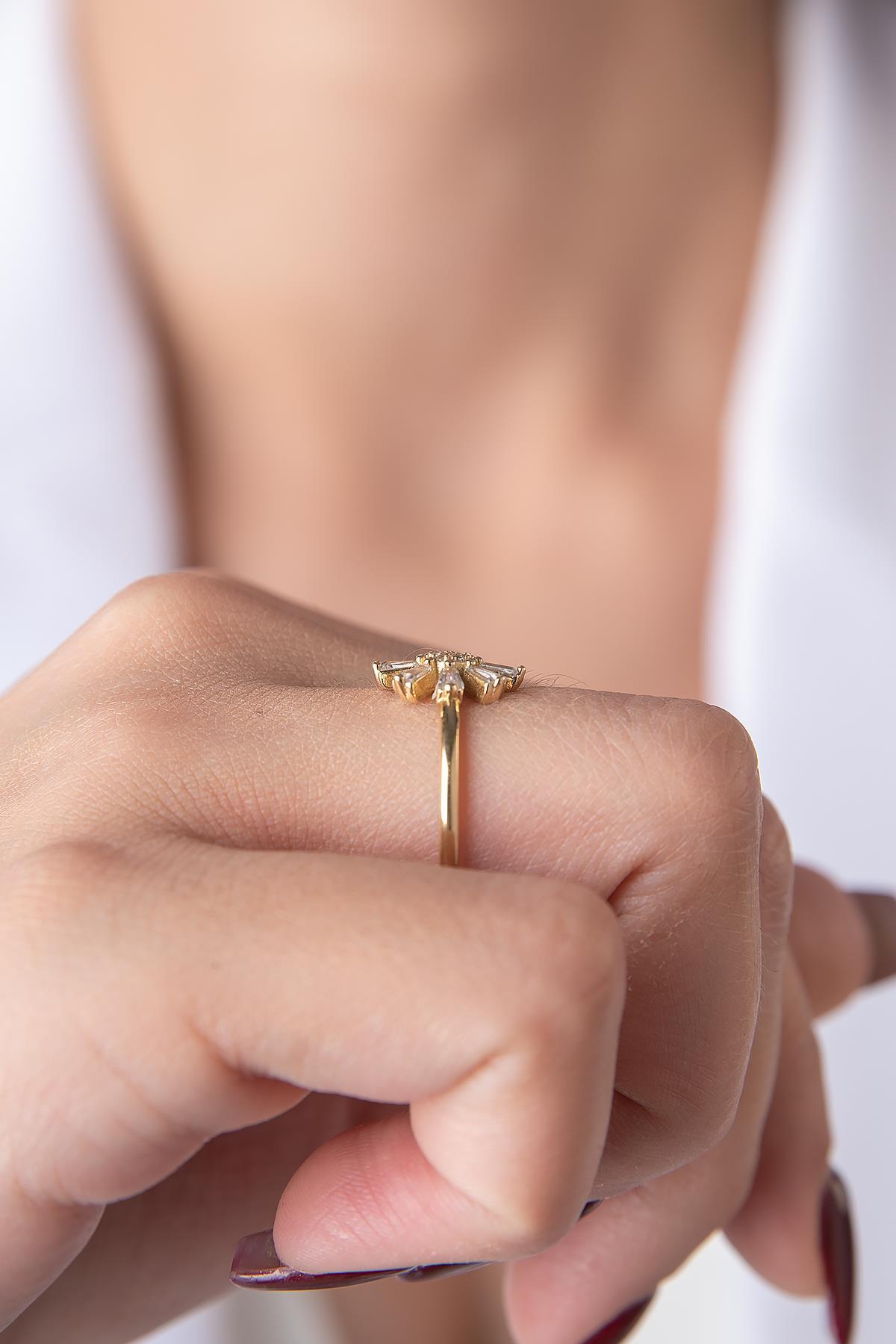 14 Ayar Altın Taşlı Çiçek Yüzük - Fiyonk Kuyumculuk (1)