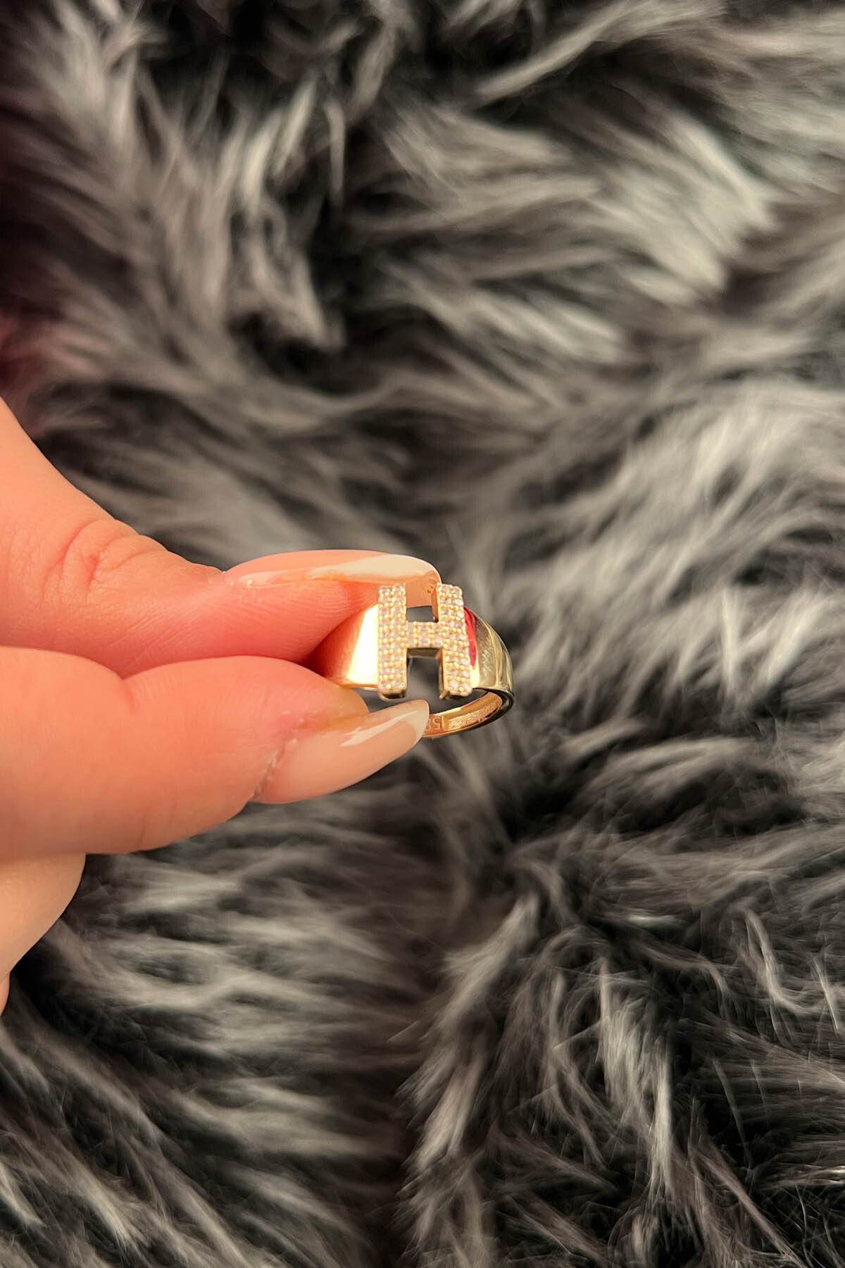 14 Ayar Altın Taşlı H Harfli Yüzük - Fiyonk Kuyumculuk (1)