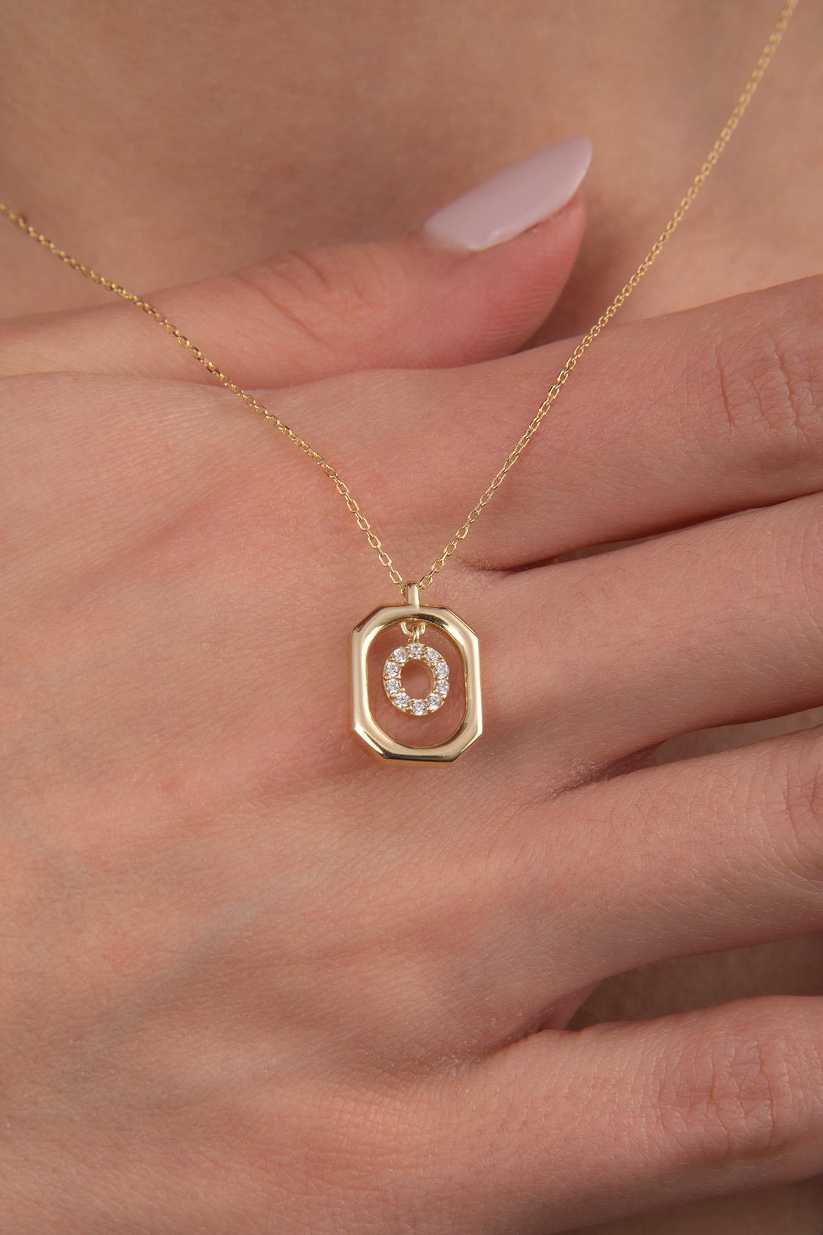 14 Ayar Altın Taşlı O Harf Kolye - Fiyonk Kuyumculuk (1)