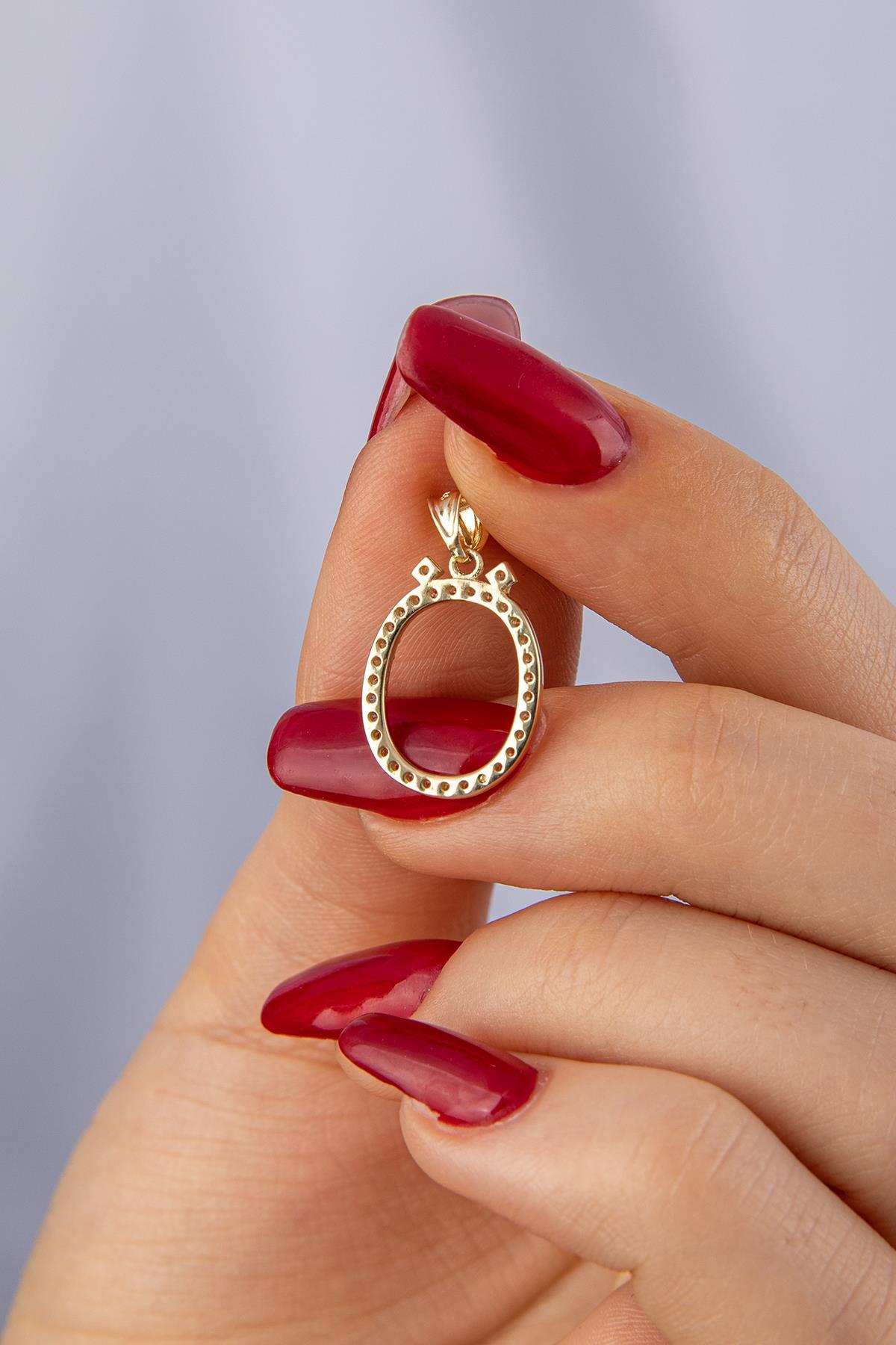 14 Ayar Altın Taşlı Ö Harf Kolye Ucu - Fiyonk Kuyumculuk (1)