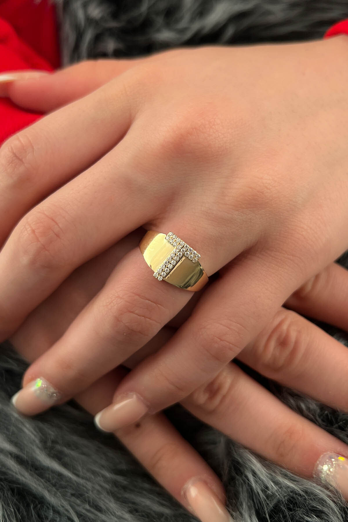 14 Ayar Altın Taşlı T Harfli Yüzük - Fiyonk Kuyumculuk (1)