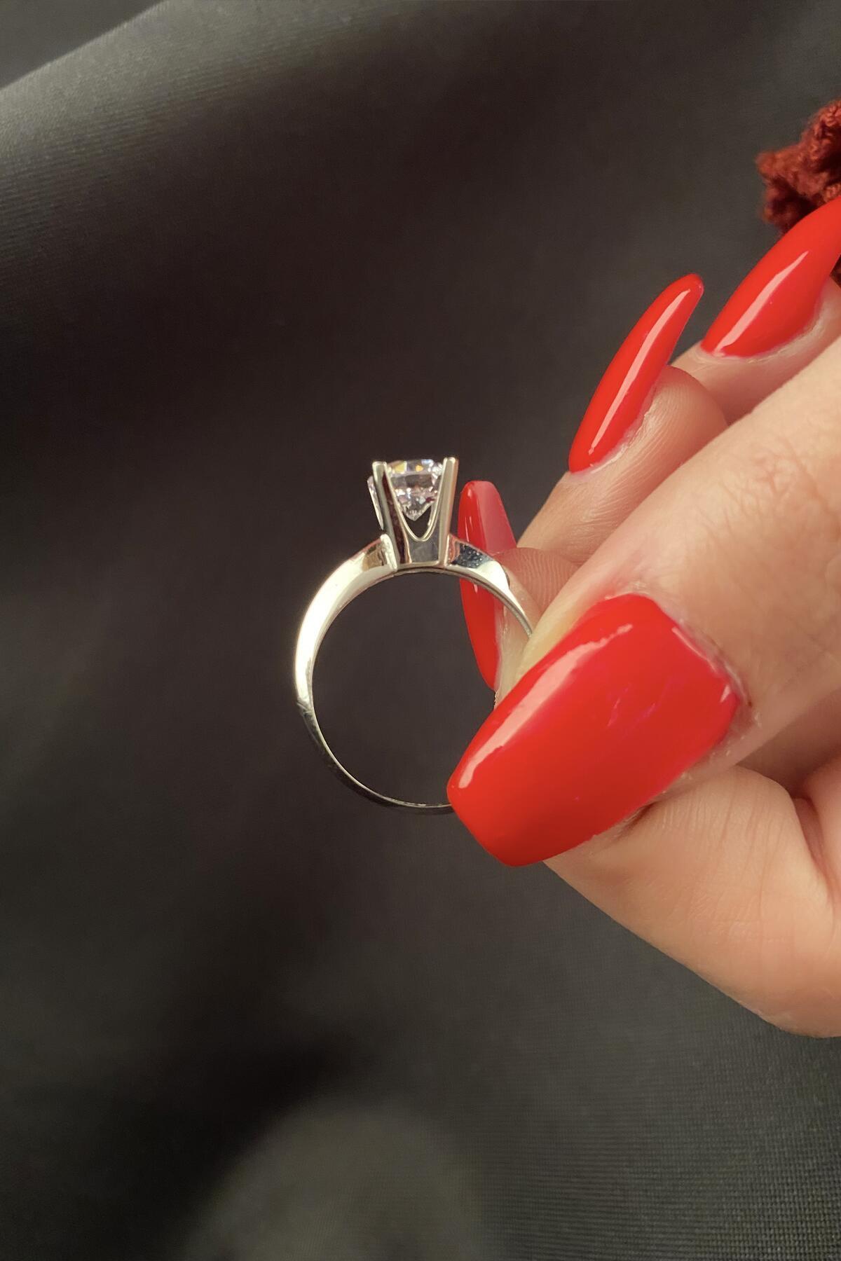 14 Ayar Altın Tektaş Yüzük 18 - Fiyonk Kuyumculuk (1)