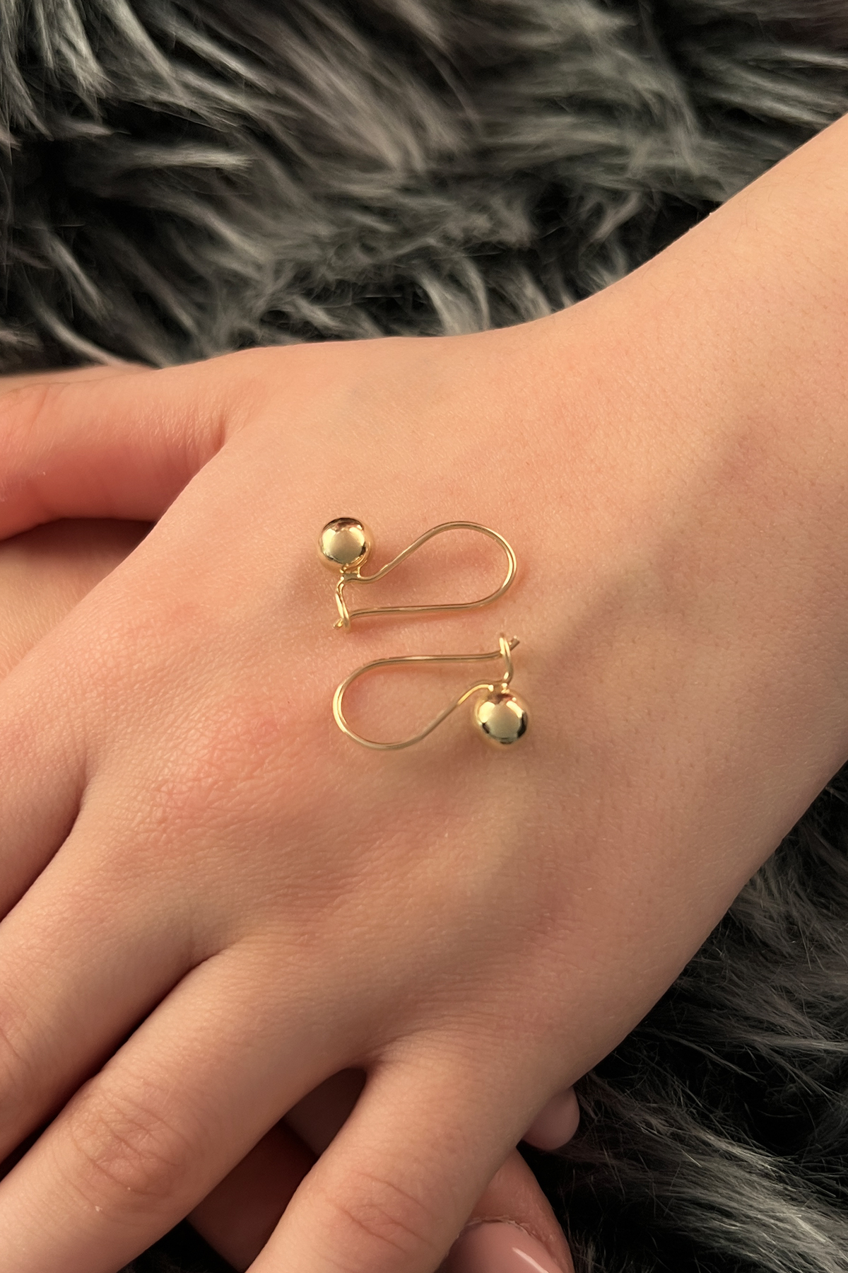 14 Ayar Altın Top Sallantılı Küpe - Fiyonk Kuyumculuk (1)