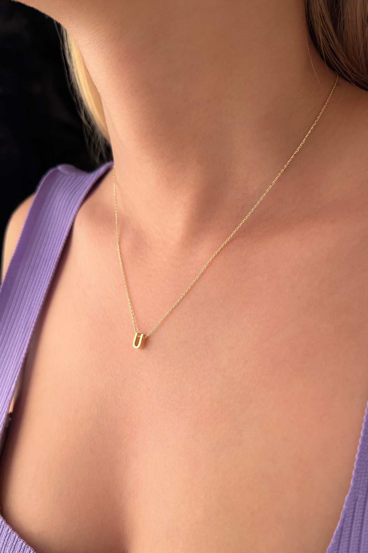 14 Ayar Altın U Harfli Kolye - Fiyonk Kuyumculuk