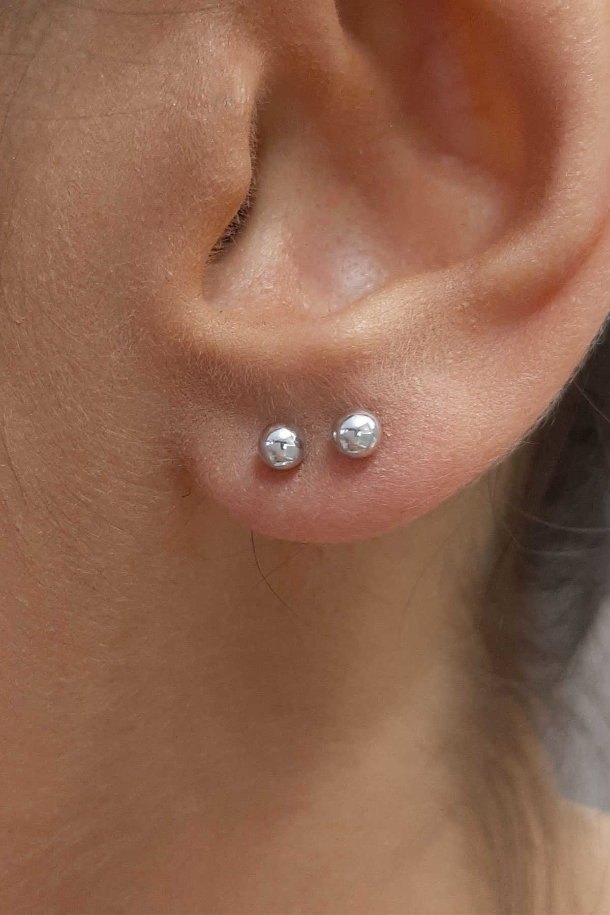 14 Ayar Altın Yuvarlak Top Küpe 4 mm - Fiyonk Kuyumculuk (1)