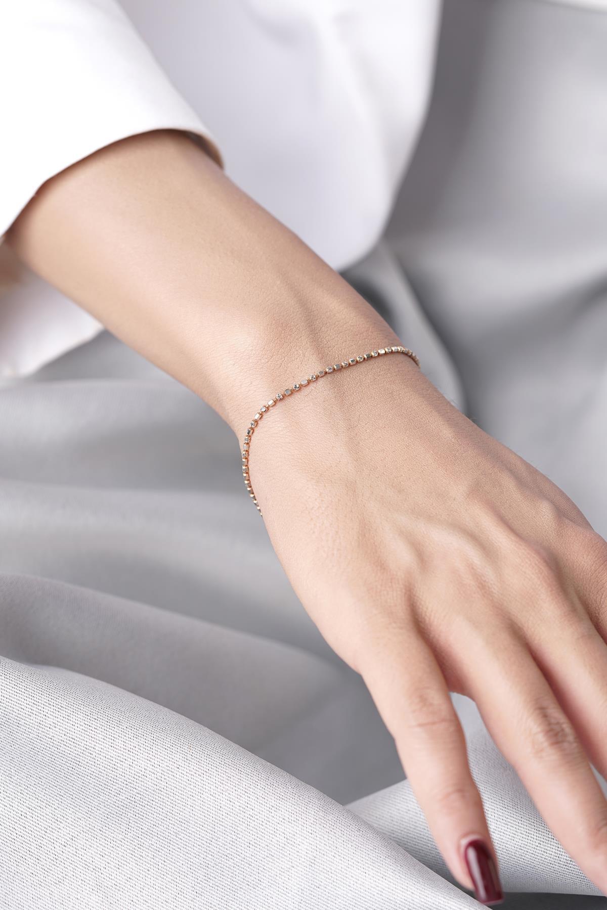 14 Ayar Altın Zarif Dorika Bileklik - Fiyonk Kuyumculuk (1)