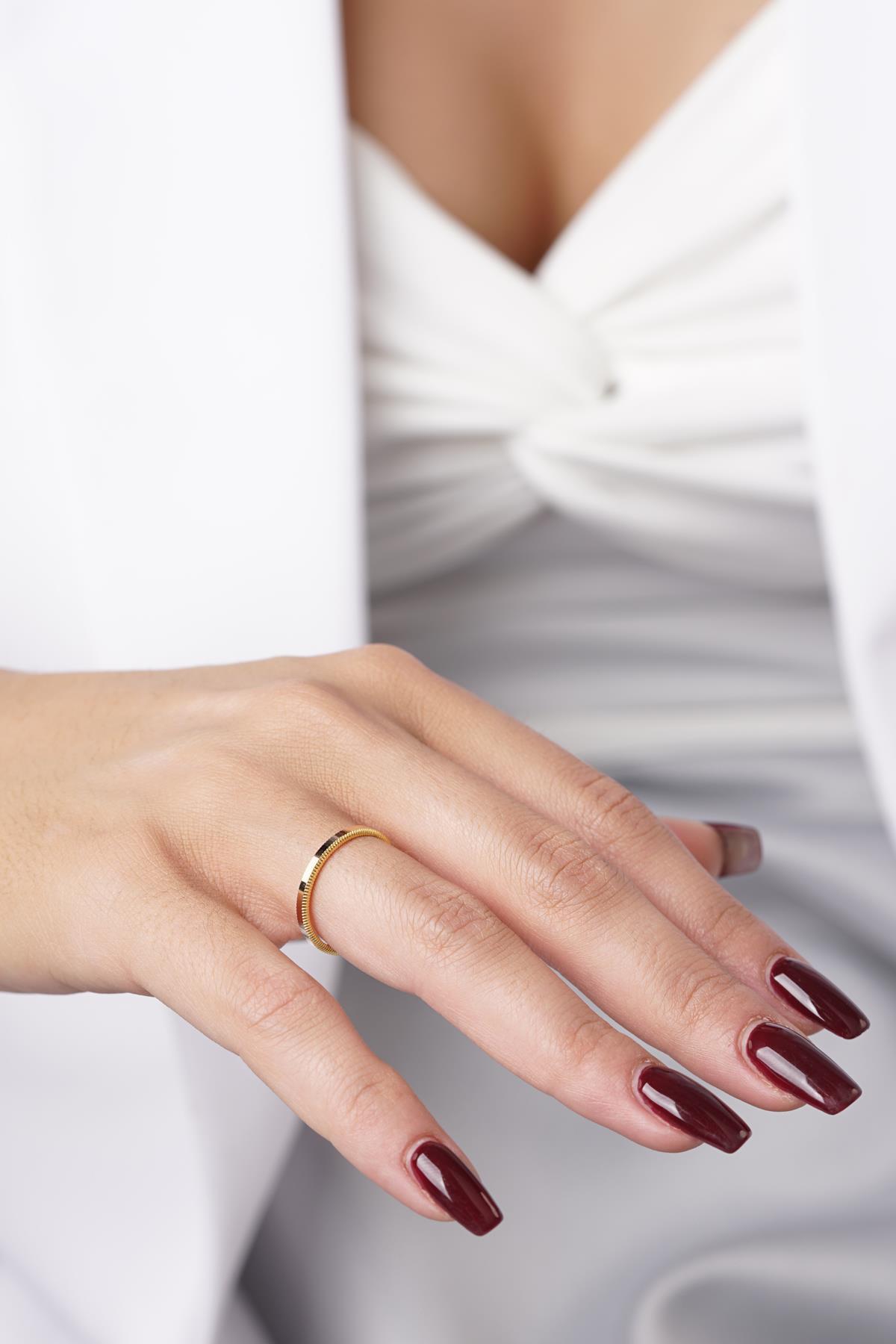 22 Ayar Görünümlü 14 Ayar Altın Ajda Yüzük - Fiyonk Kuyumculuk (1)