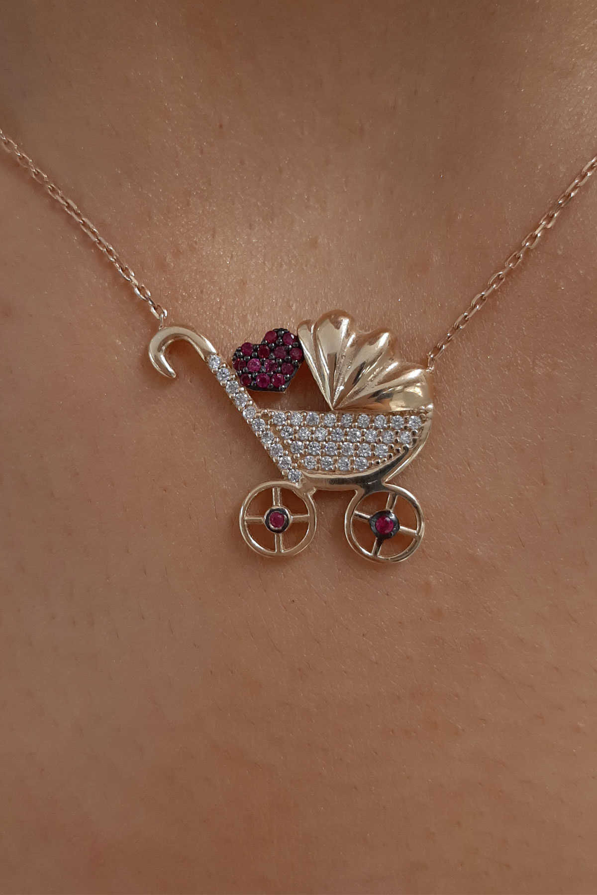 14 Ayar Altın Bebek Arabası - Fiyonk Kuyumculuk (1)