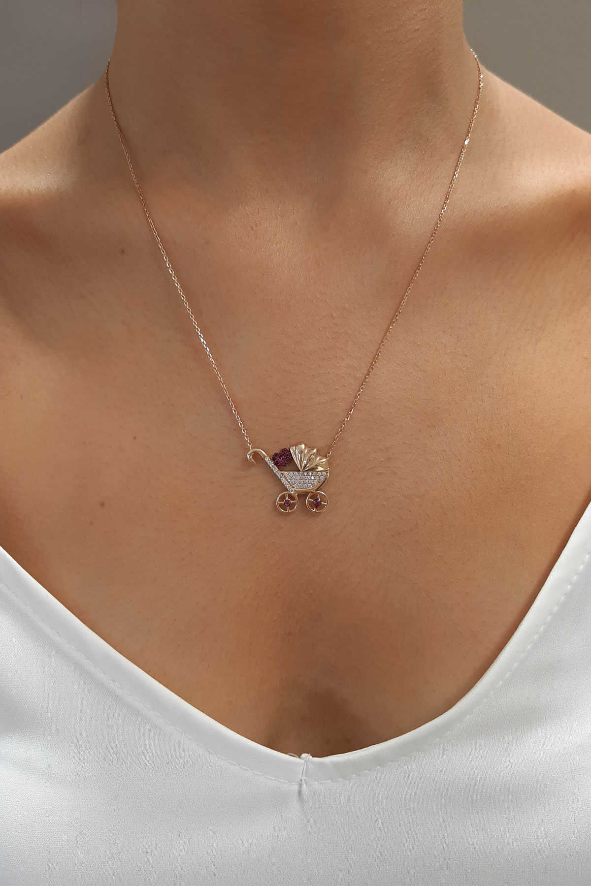 14 Ayar Altın Bebek Arabası - Fiyonk Kuyumculuk (1)