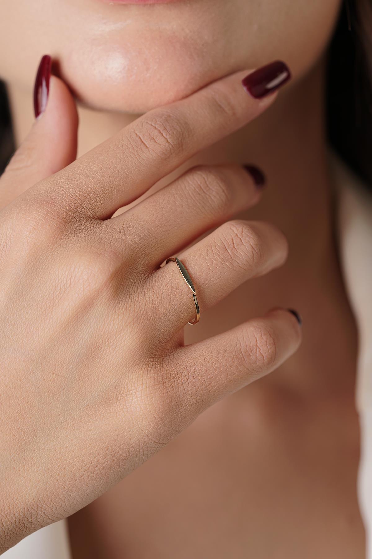 14 Ayar Altın Çizgi Yüzük - Fiyonk Kuyumculuk