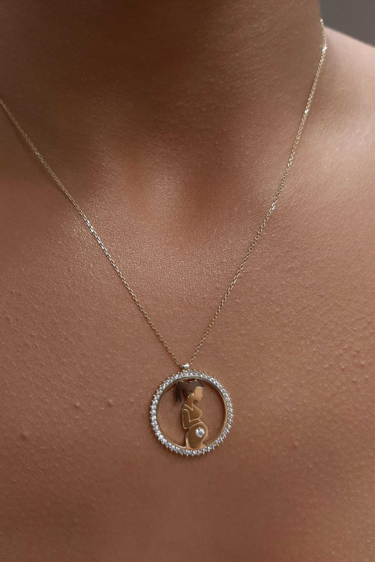 14 Ayar Altın Hamile Anne Kolye - Fiyonk Kuyumculuk