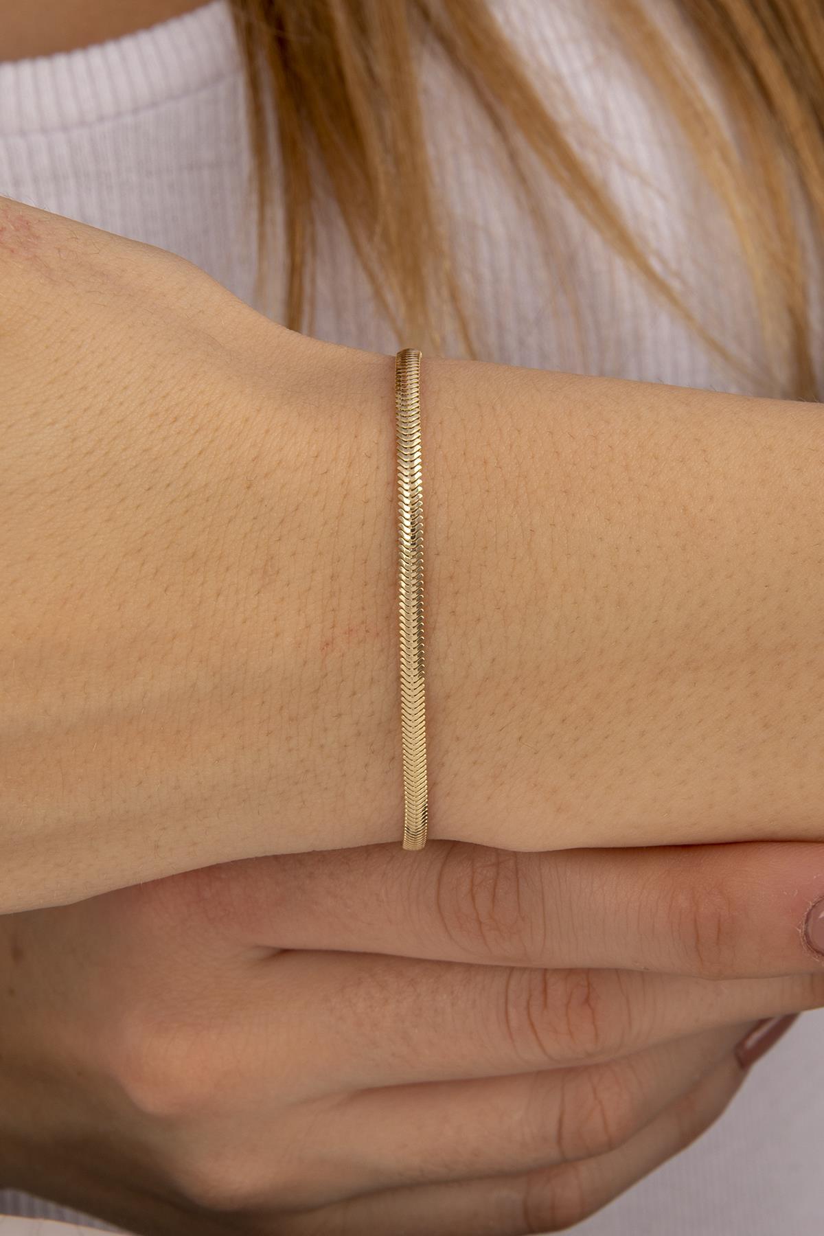 14 Ayar Altın Yıldız Detaylı İtalyan Balıksırtı Bileklik - Fiyonk Kuyumculuk (1)